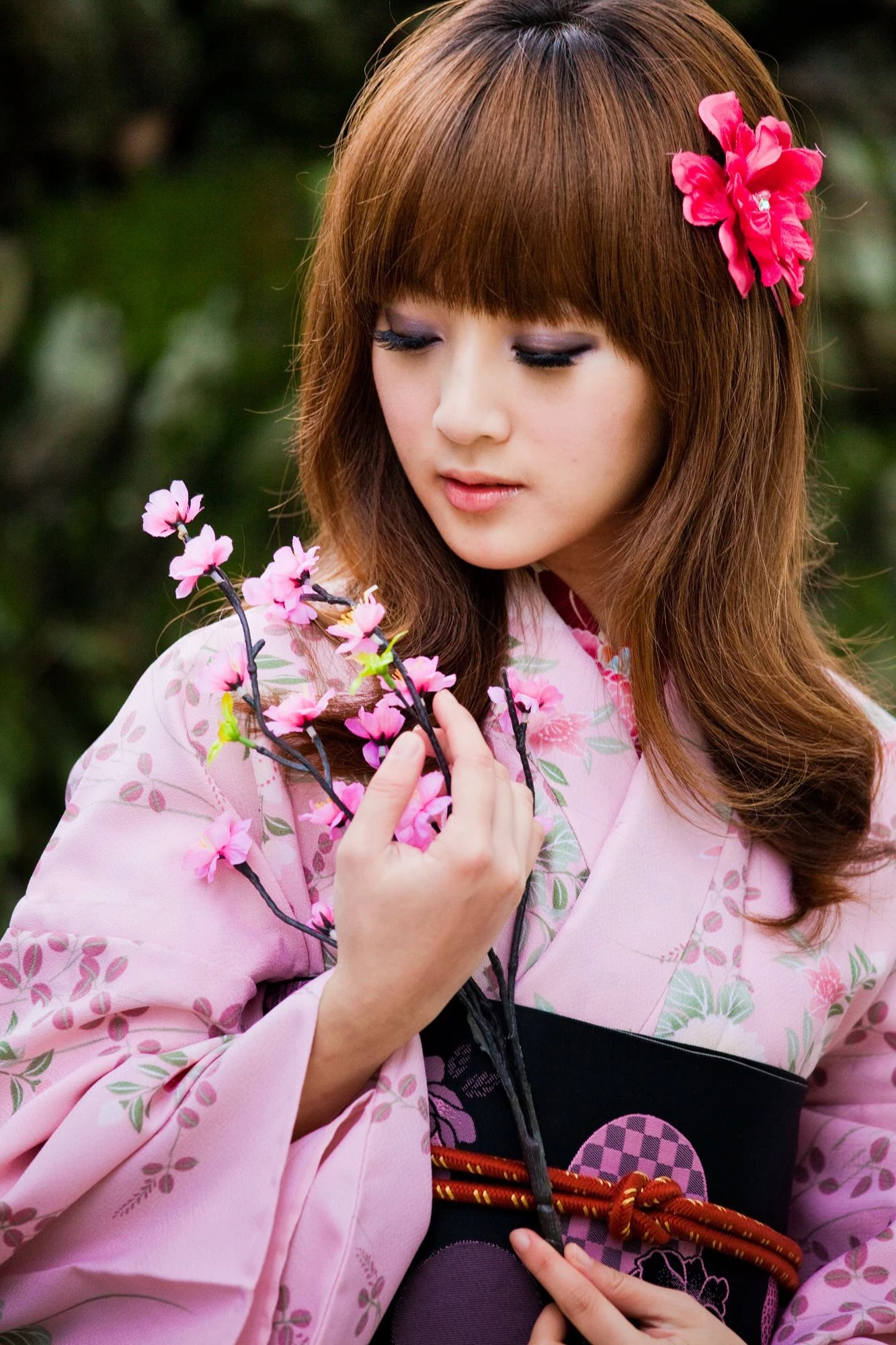 30715617.webp