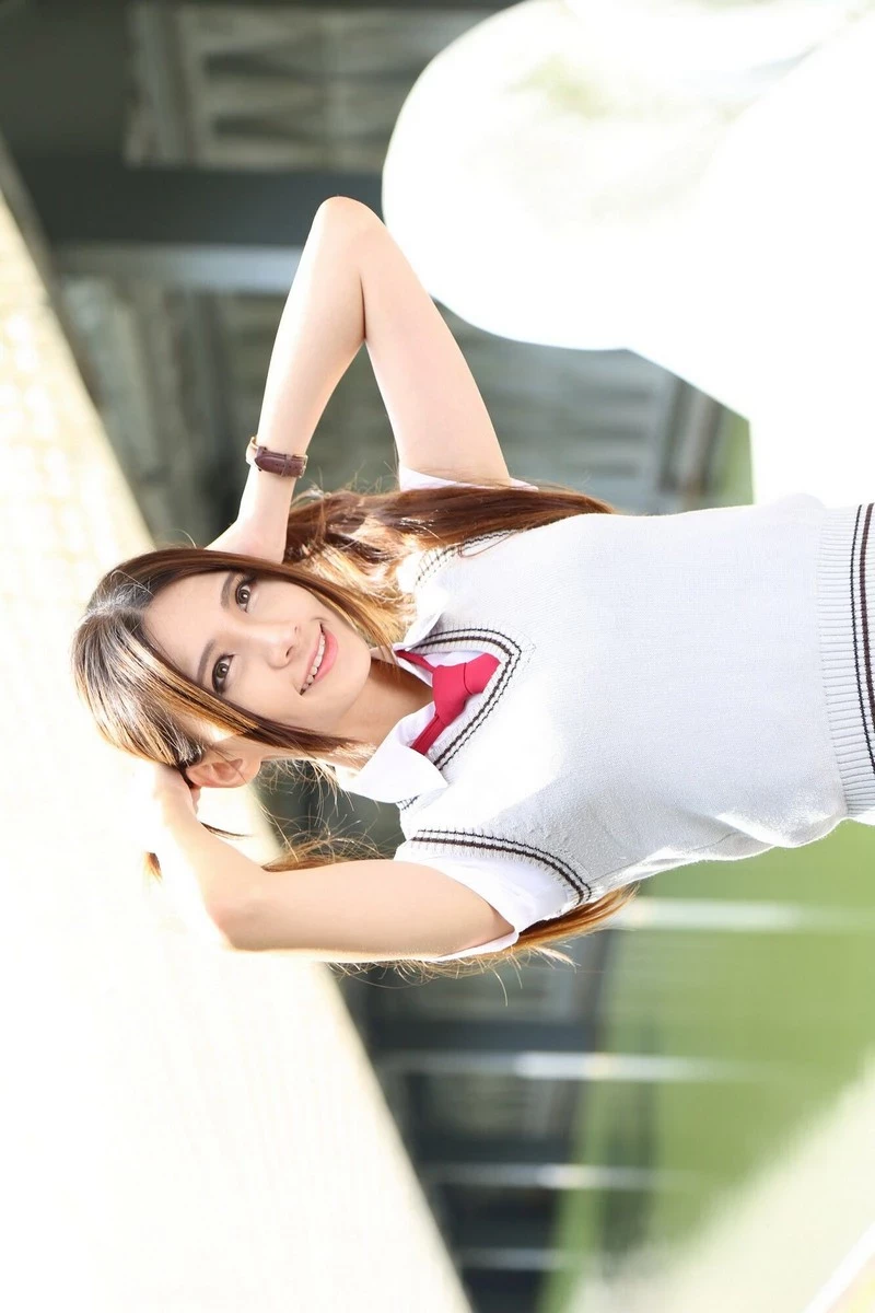 195549f4ab6z1ajlgjvij9.webp