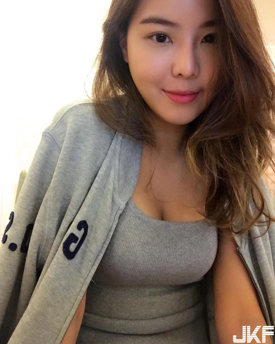 201647zpp9cglglohmtzph.webp