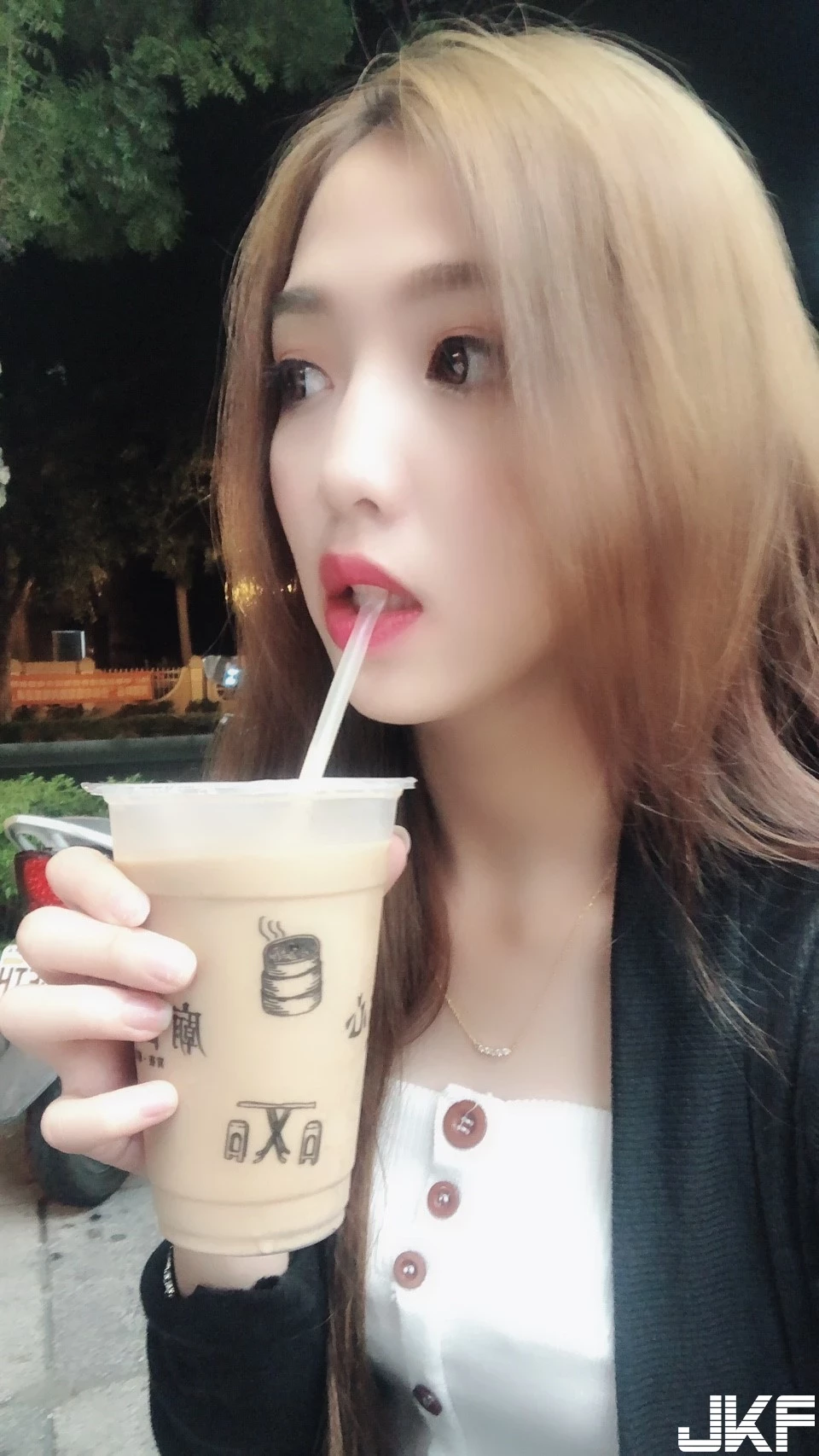 184714pyuy1s6hhx6hexxm.webp