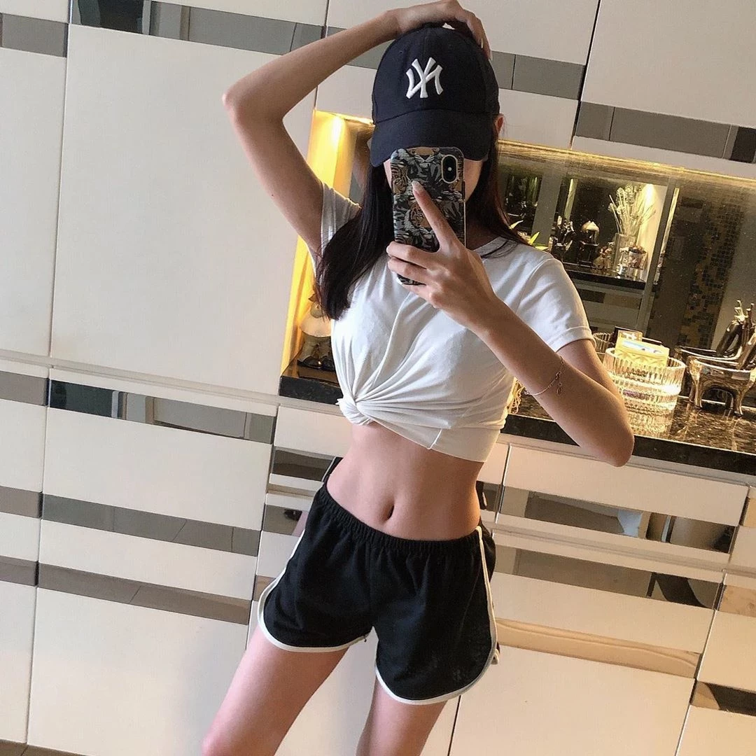 182546g34x832sx3ul586b.webp