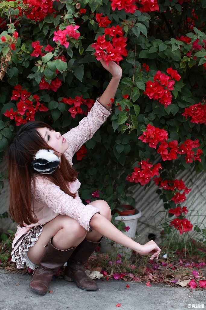 124931dkzhyycf15ec4cu8.webp