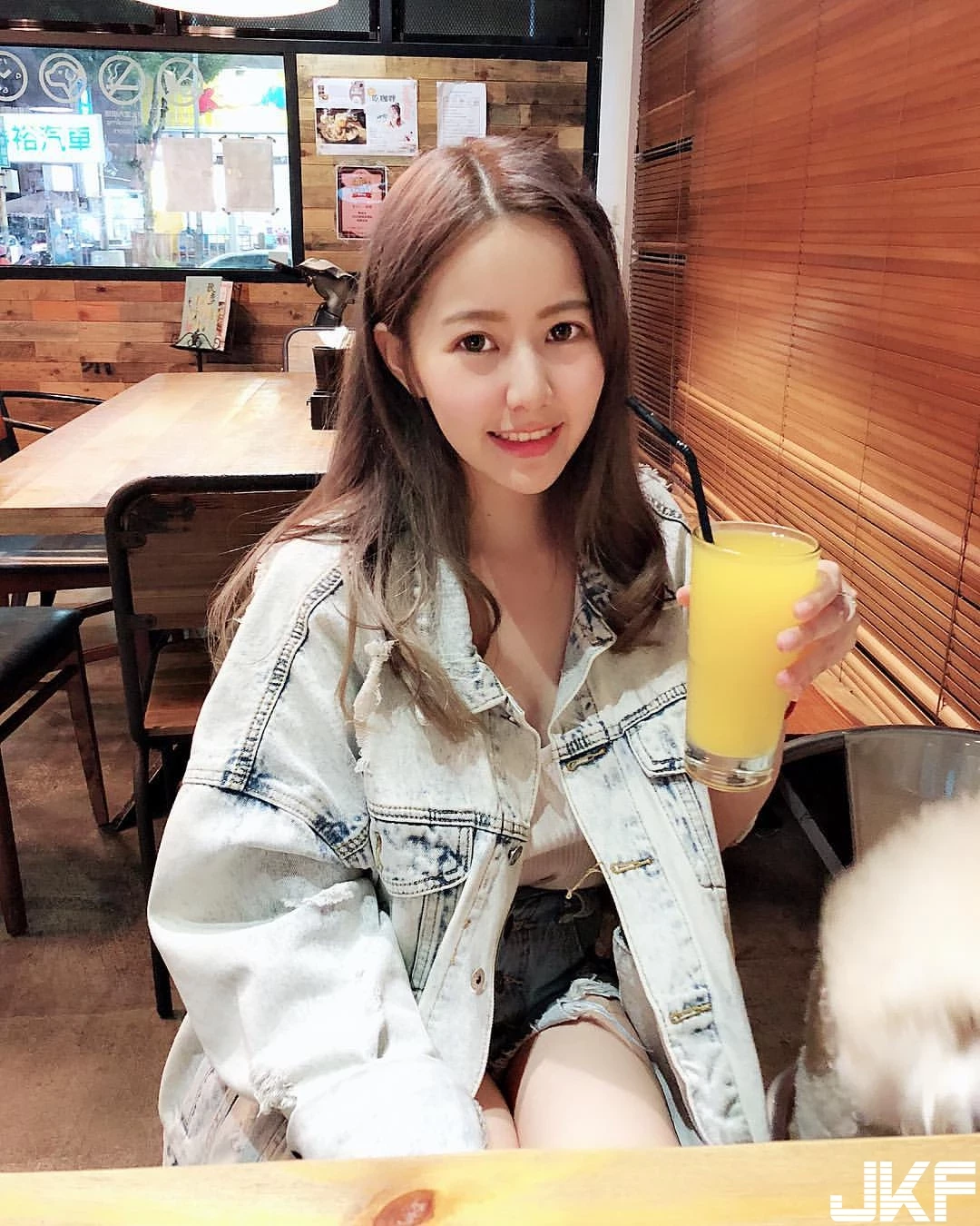 190050jxosz5dnavd758o7.webp