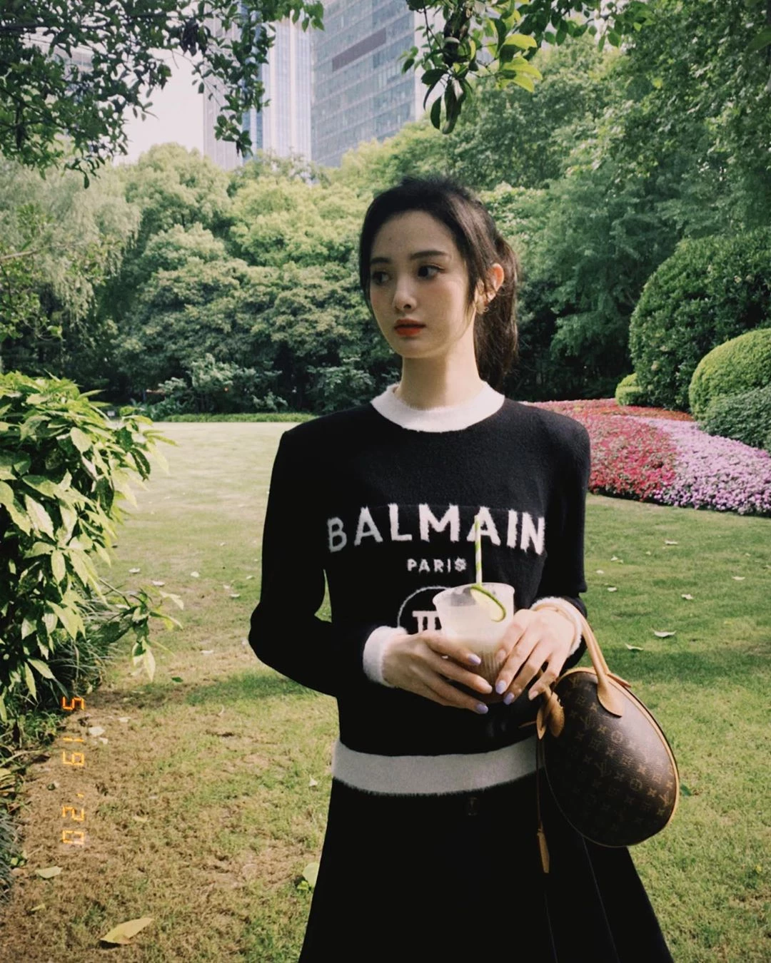 132900pznialc7a7sahk80.webp