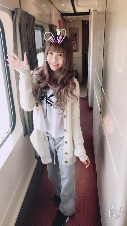 130048lxg1e9tvzzjoxgsa.webp