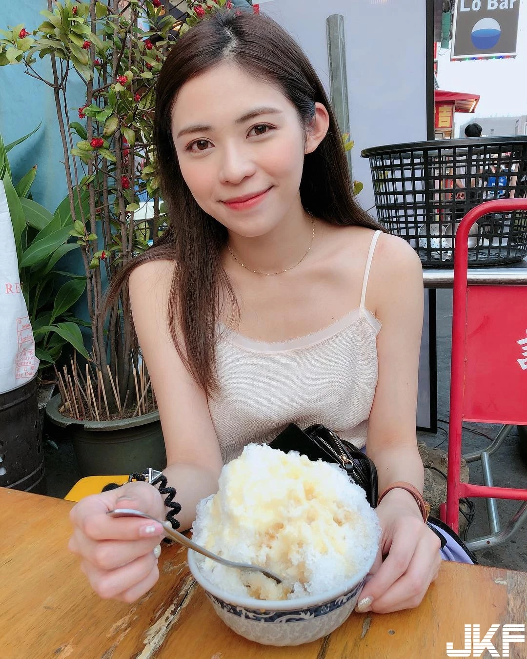 160327zw45wzhht7xxhw2h.webp