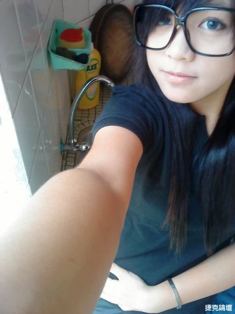 162635z1644ya6yfoooypl.webp