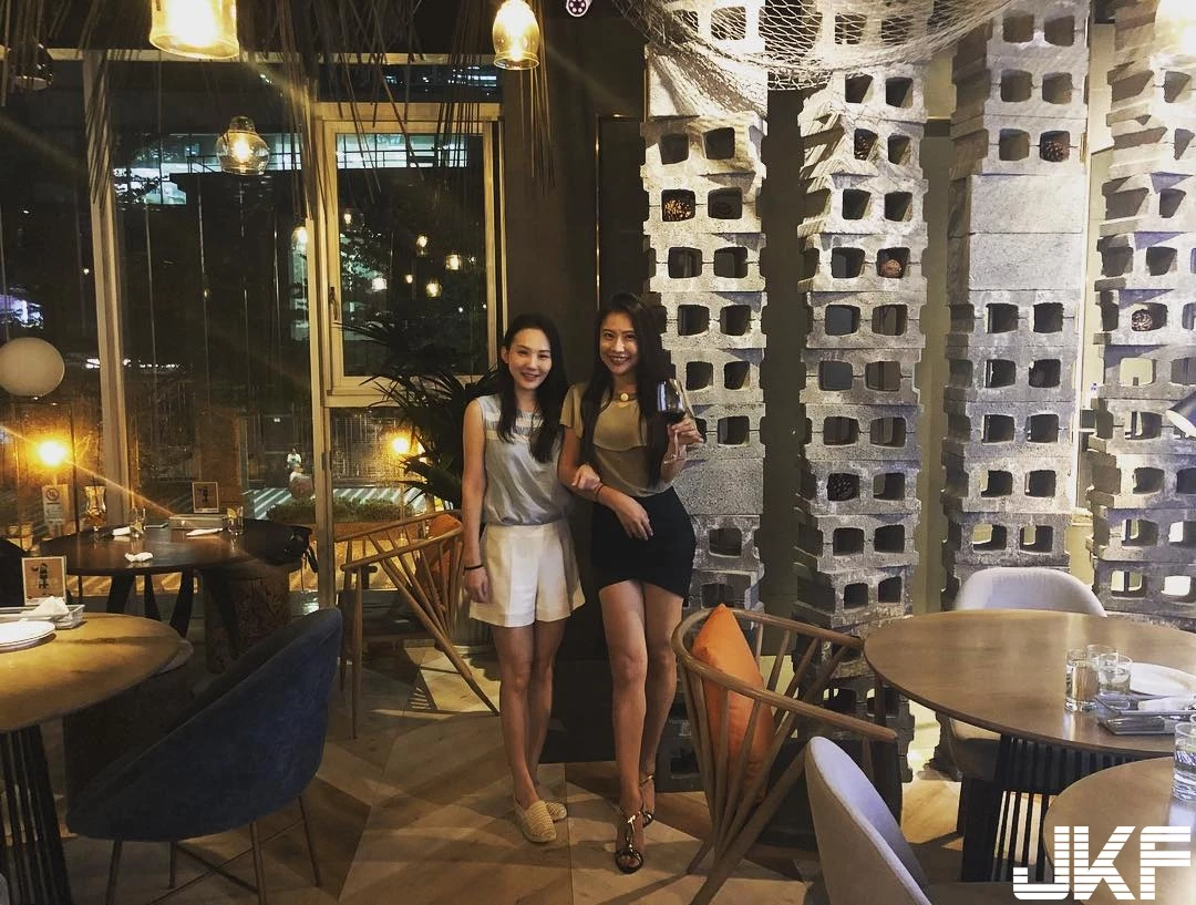 114300b7zl70v5777xhx27.webp