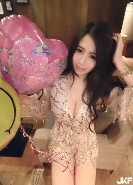 184418ma27qpzks2psvkk4.webp