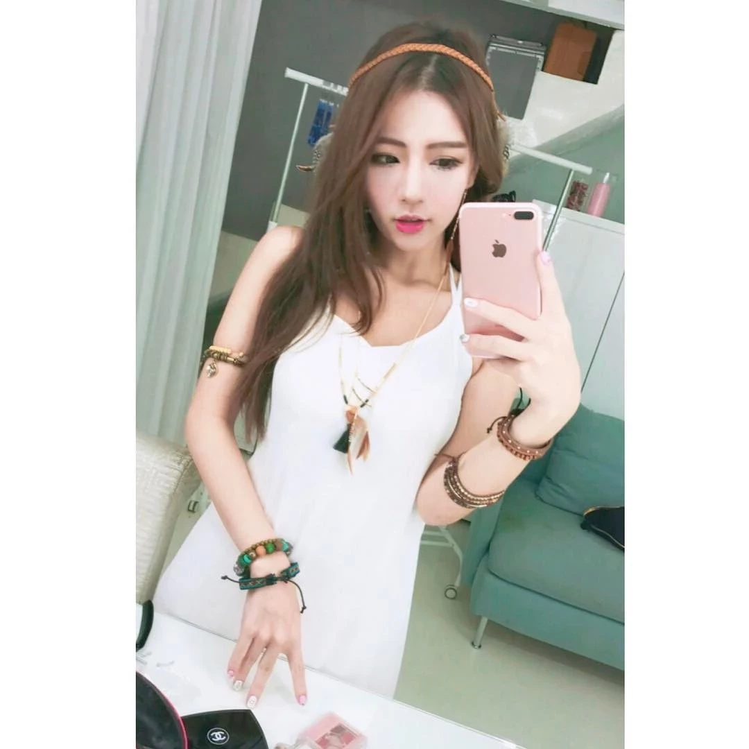 163153wmrrj8v78wa8wa78.webp
