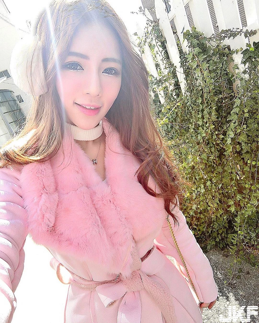 163416wkg4gv3162g7ai0a.webp