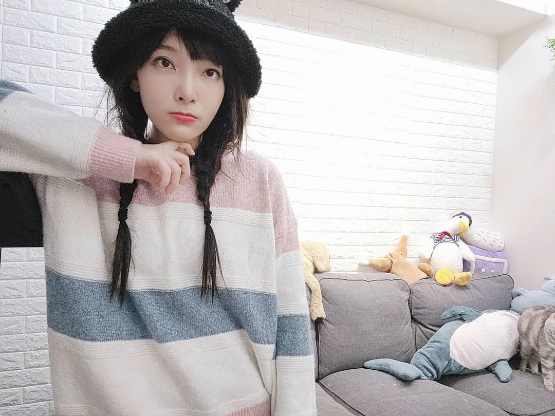 160848eih3hithhy2225f5.webp