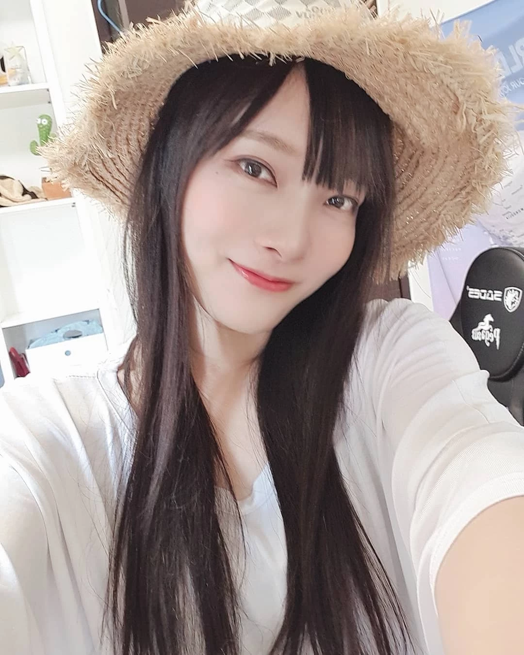 160853c7hjhqdv7jj99pmh.webp