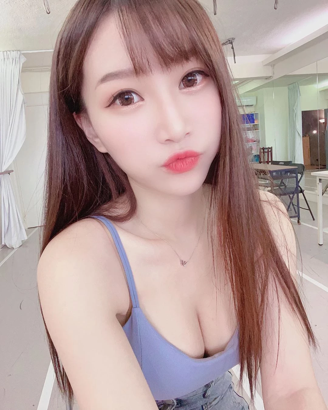 145411ml3yu115t7v5t551.webp