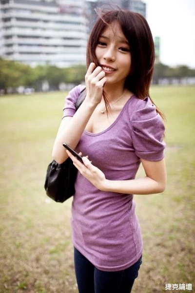 144355y2itsba76g1aw9os.webp