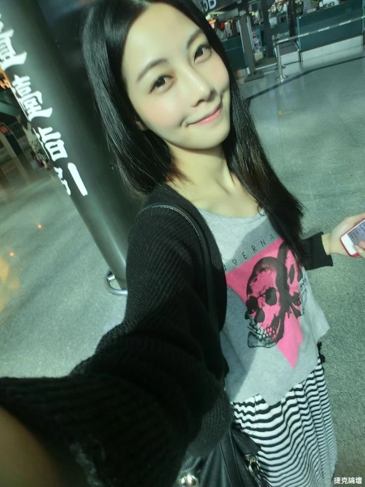 100432yk2sszess2m0kgs2.webp