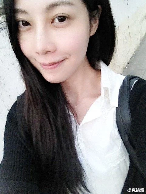 100451p0mog0wg42y0i4vx.webp
