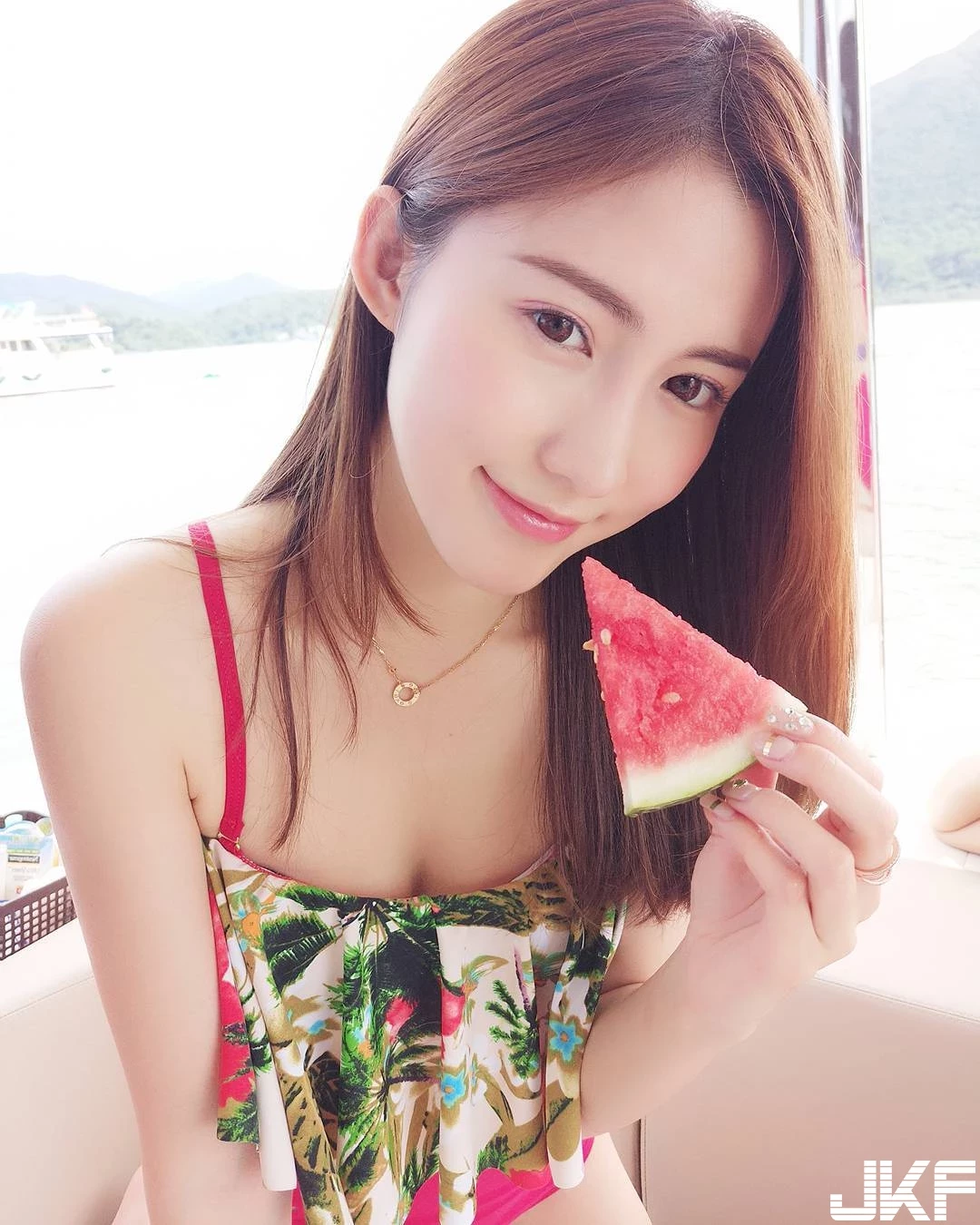 122120cjleicbcheeebbjb.webp