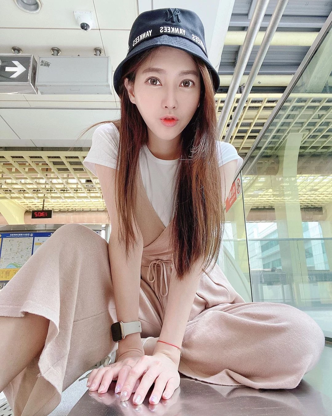 113049emd42dowor9zy9ry.webp