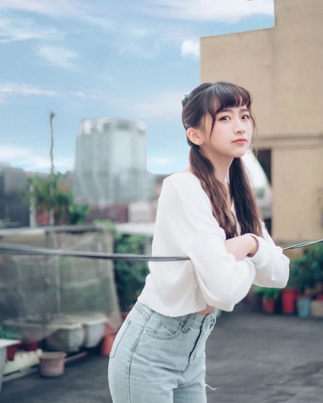 101801kzjcjd52jxnjwj7x.webp