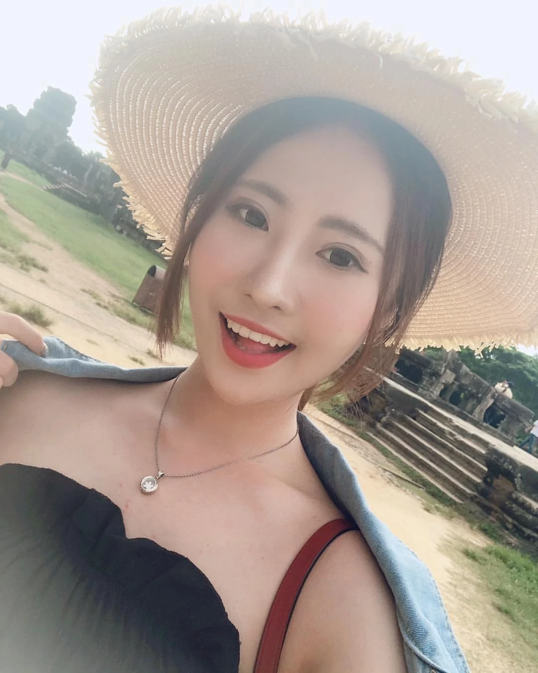 193329gy8gl8bhhqqlgjm7.webp