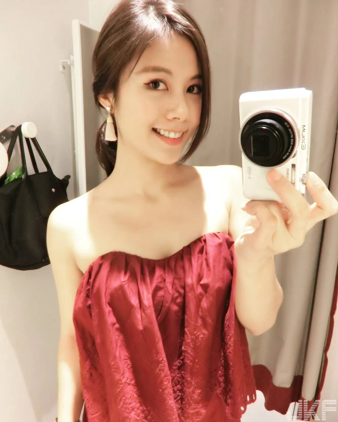 185710tn4r7ekvkxavme77.webp
