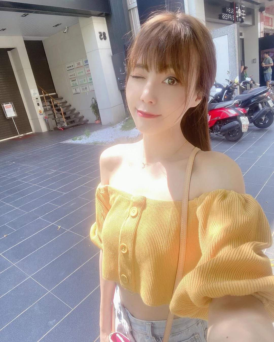 173148h97nrx5wzl9w2lyr.webp