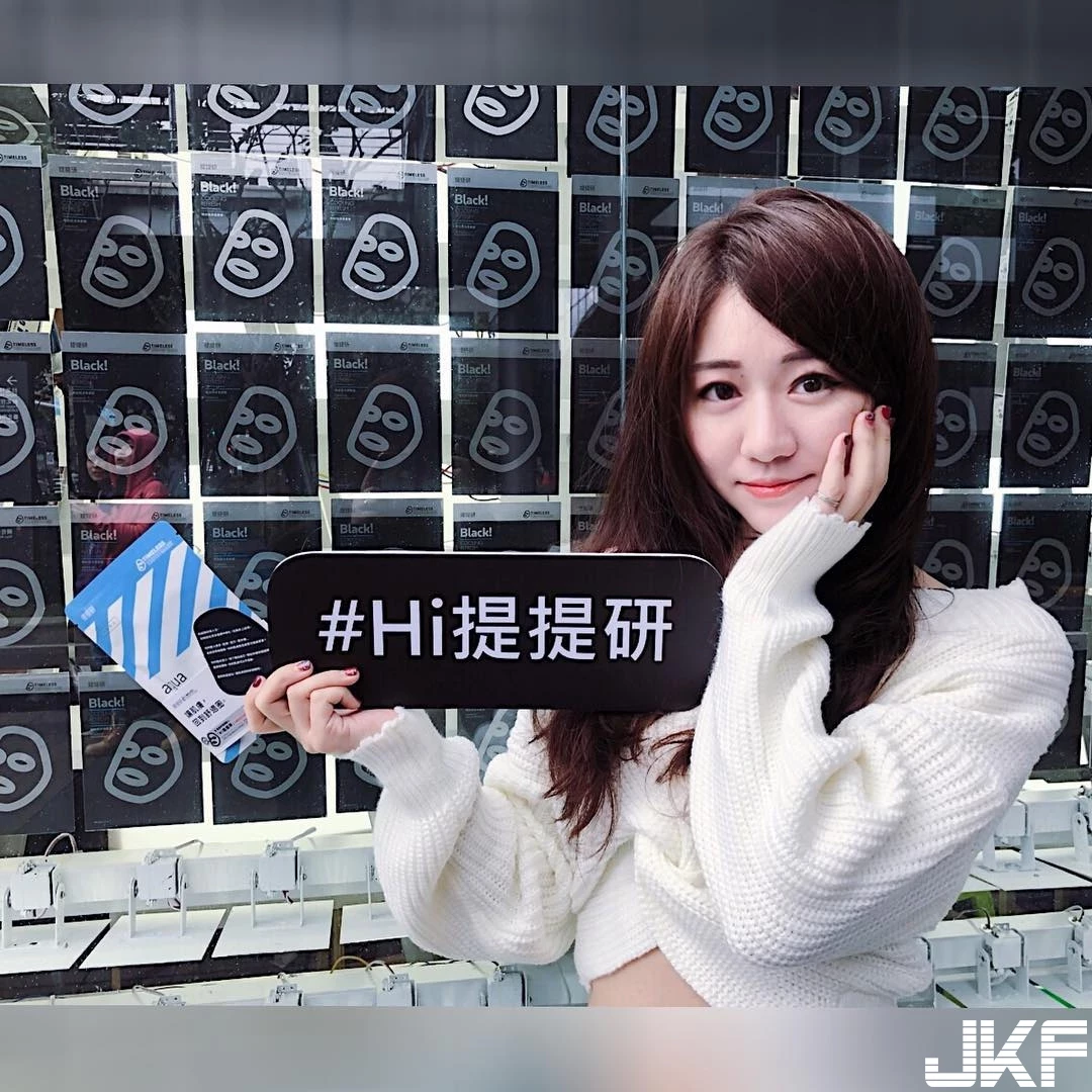 162806hw7cnv890z4cqo27.webp