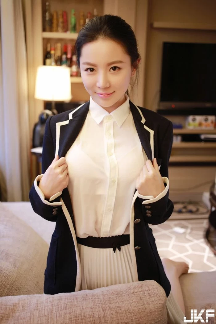 130604ass681zhm3e5pzz8.webp