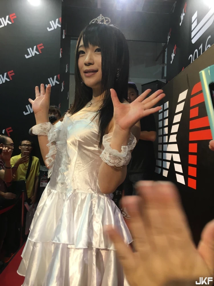120511hpleprq1r949l4e4.webp