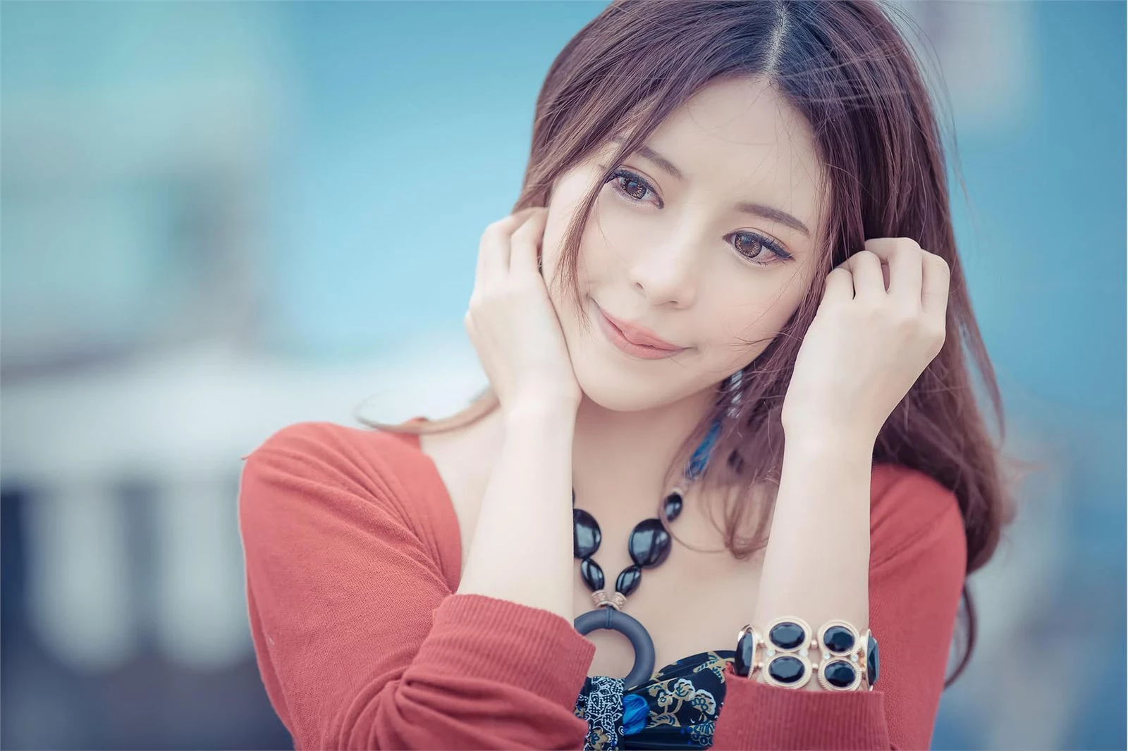 185557g1zr5wr1frcffwr7.webp