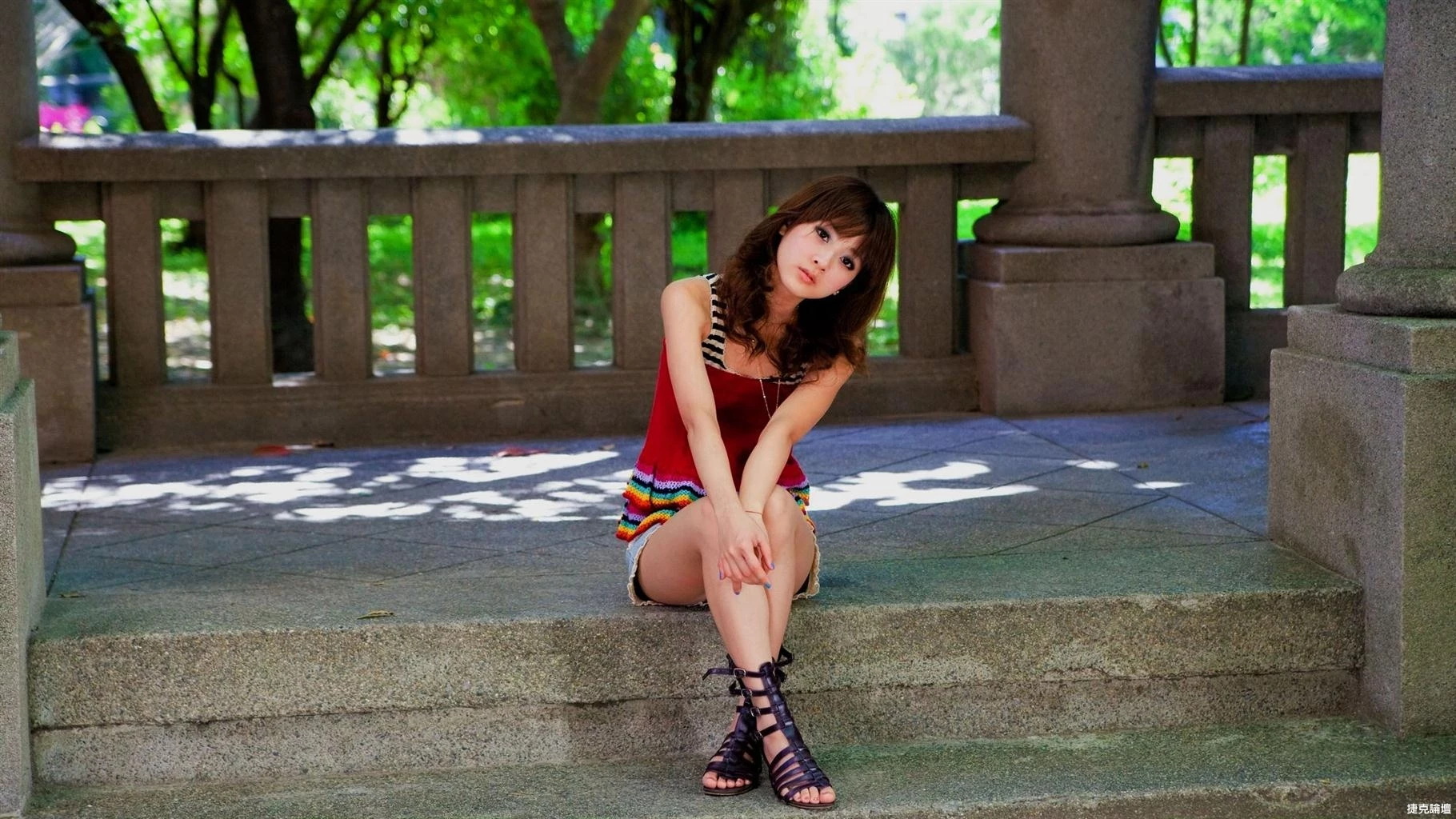 182632s8vohucav45z5v5v.webp