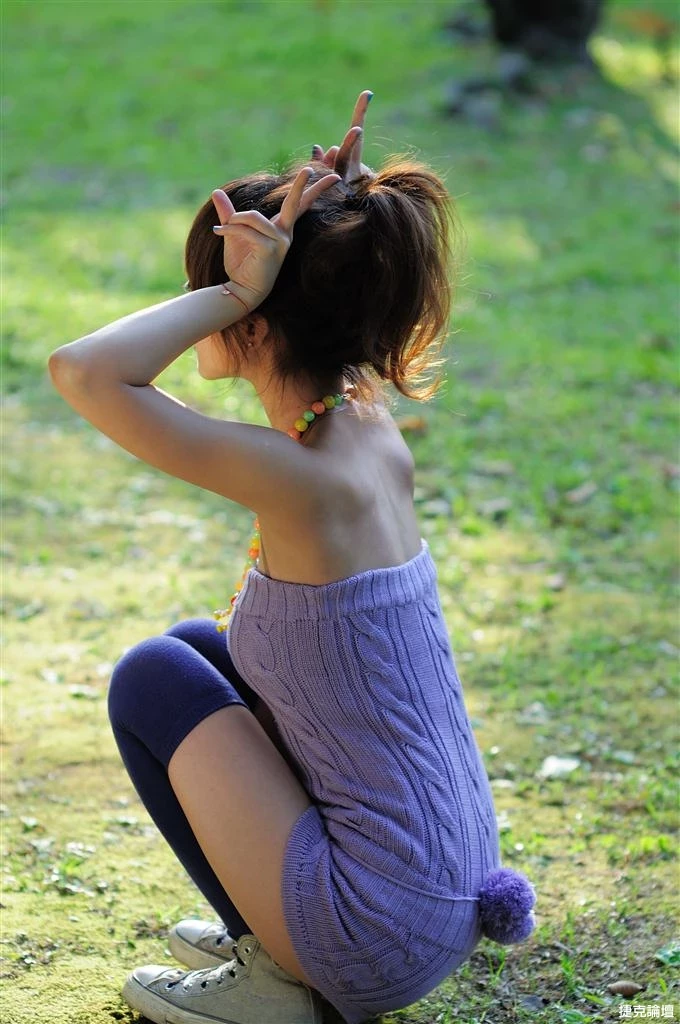 182642cfe8lm54frr4qzew.webp