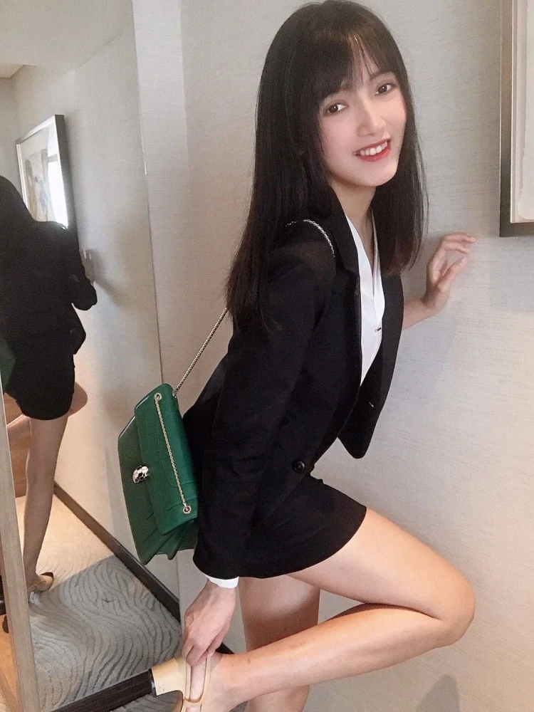 174428a75a89f5z78ji959.webp