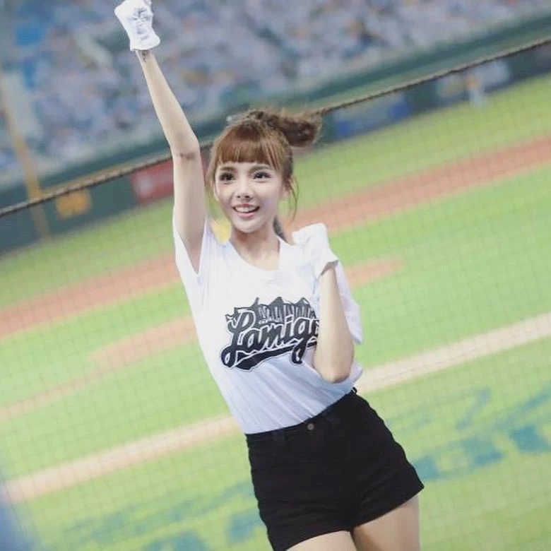 182759im77r7vn7nq7b81h.webp