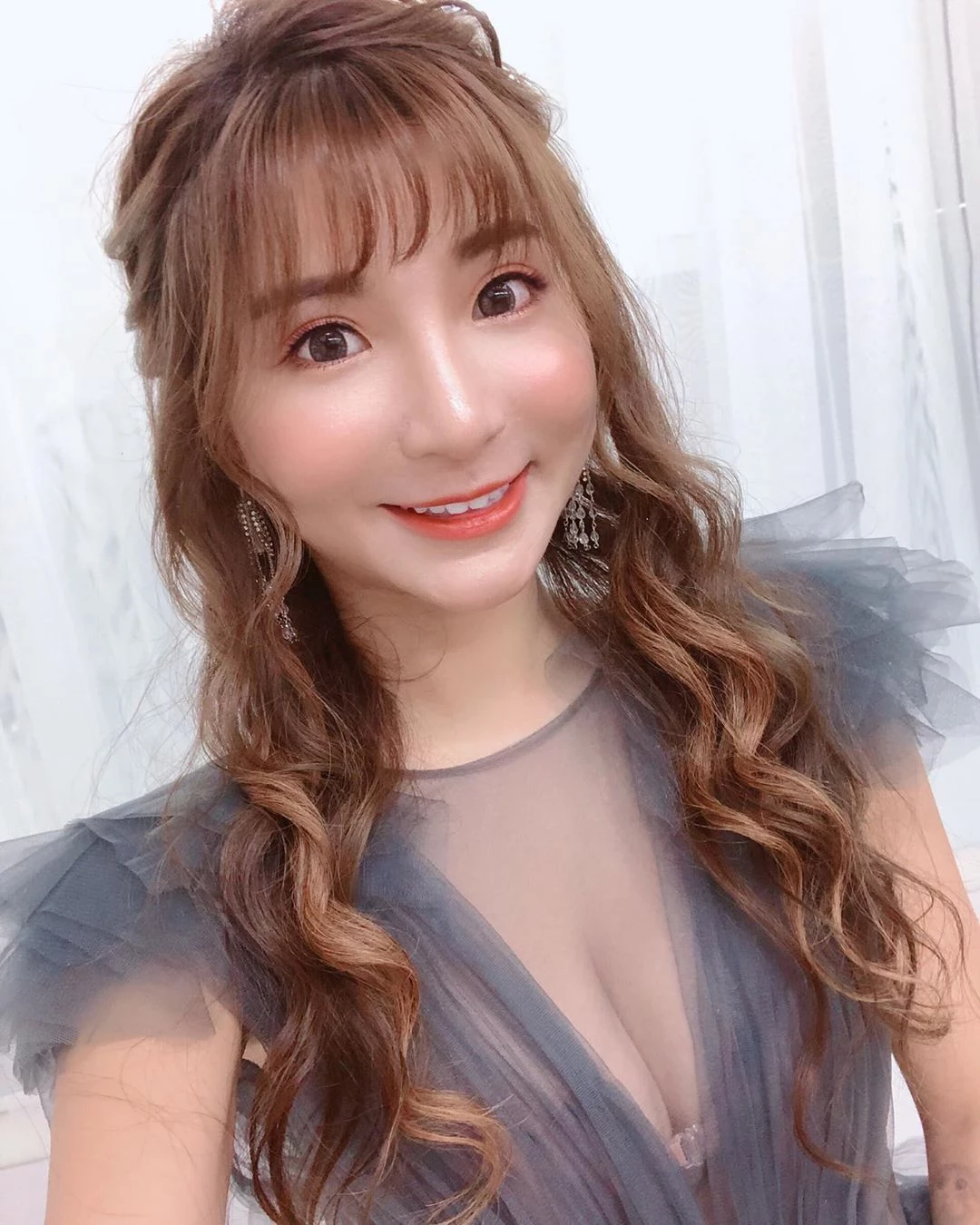 180246sohx4ikuwvz6v016.webp