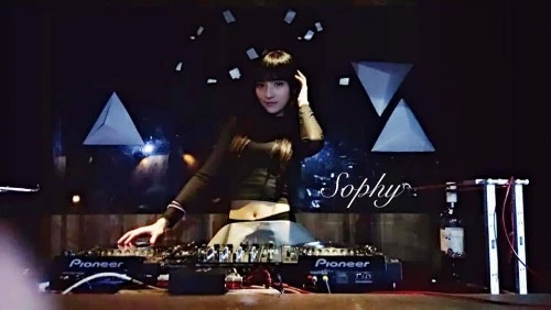 214848jpolo11pg07ug8pr.webp