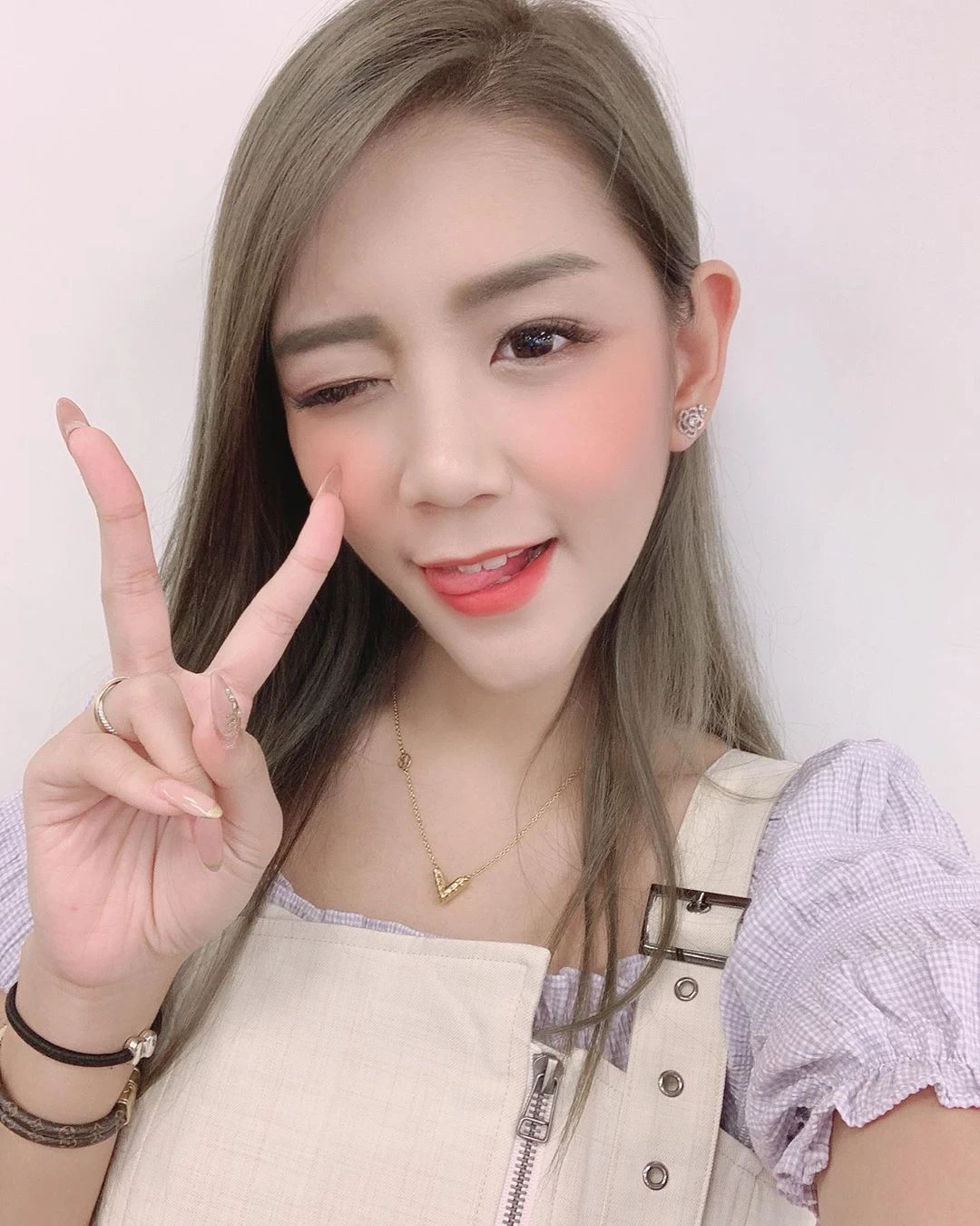165518y515g15calwagcc6.webp