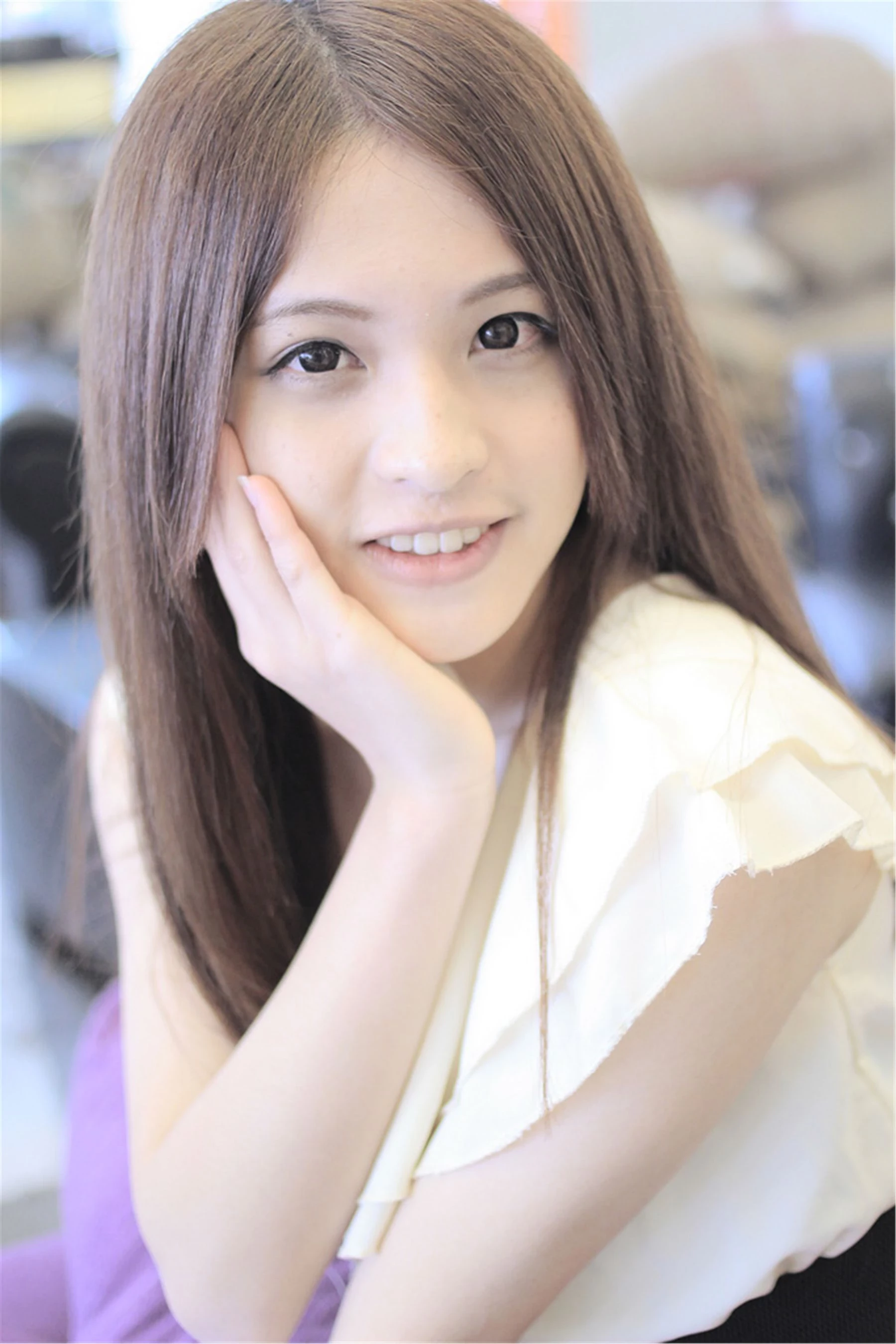 30743498.webp
