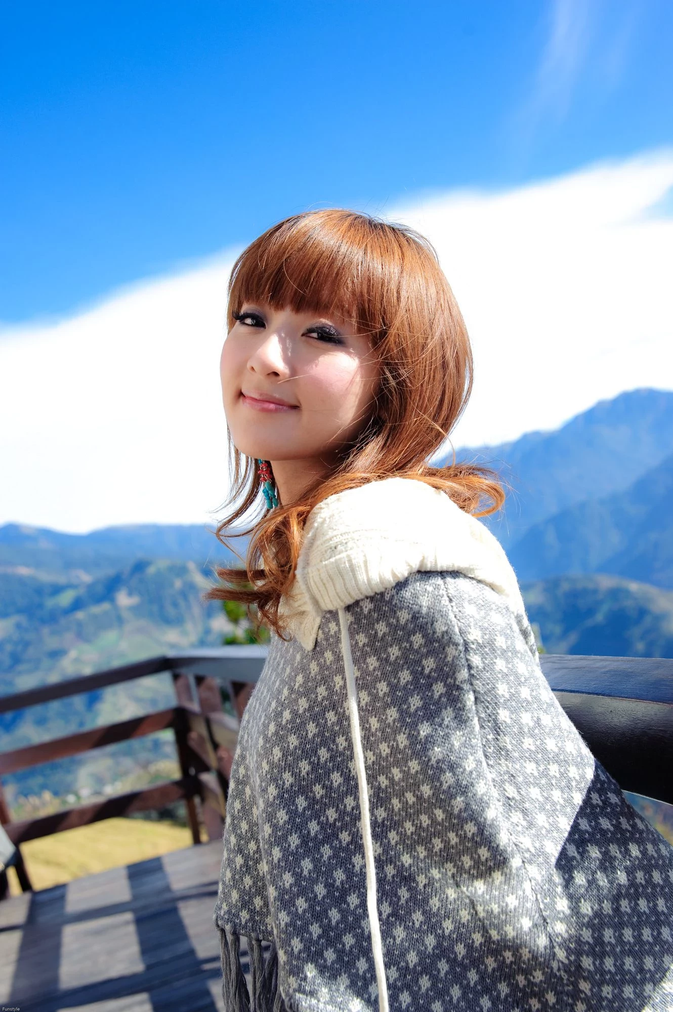 30715391.webp