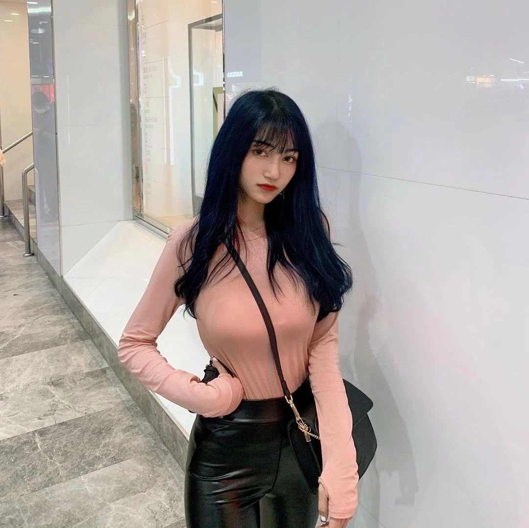 120444fnt5c5u8ckcb455v.webp