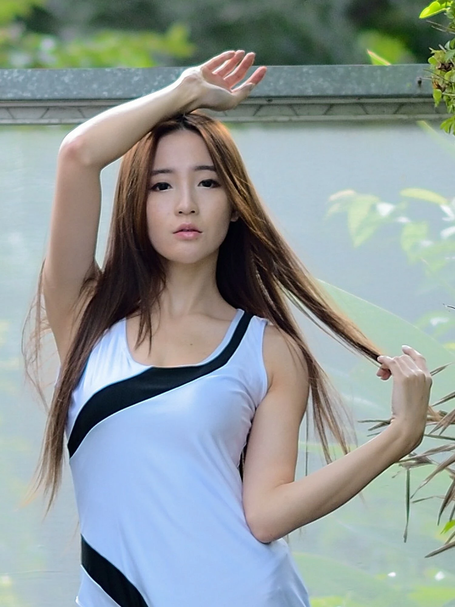 221412p0yqstggg76s727u.webp