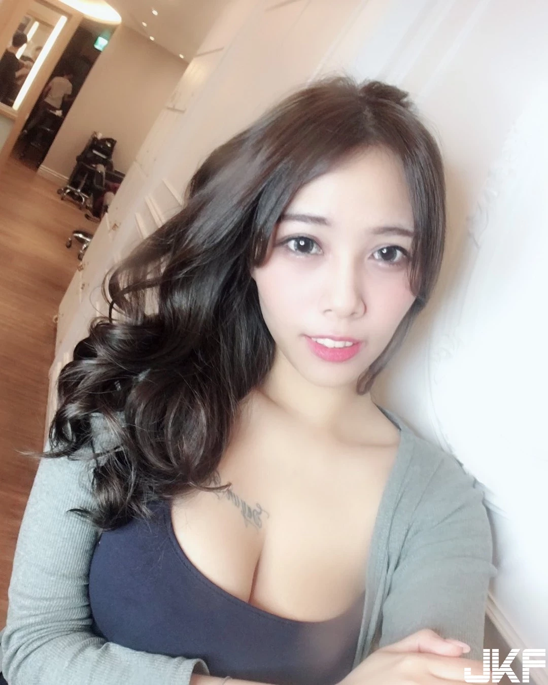 195057kgpg11y5ilcgzwsg.webp