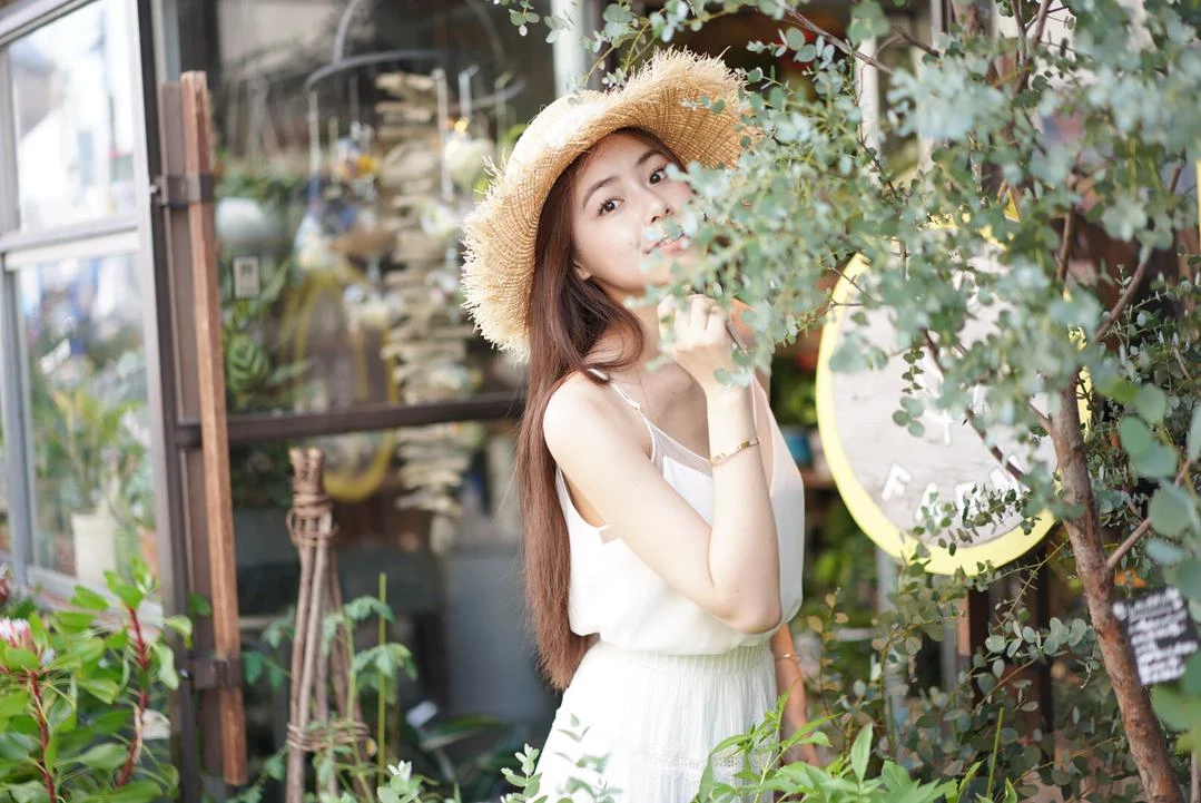 155015e3d97999y499d593.webp