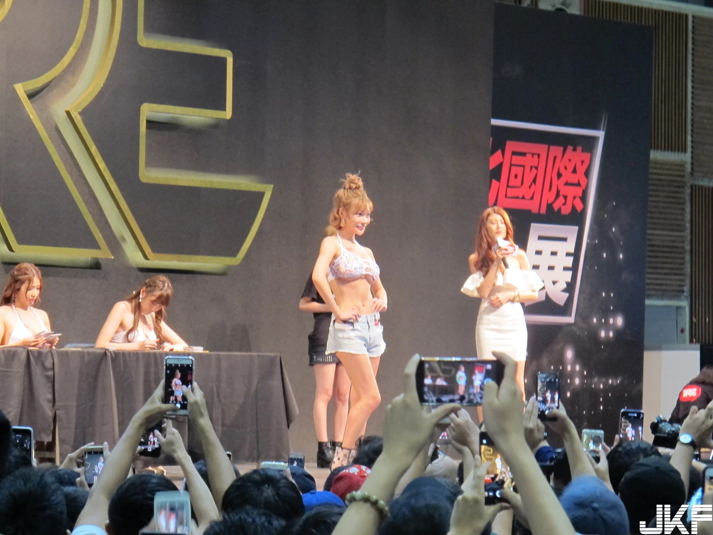 115547ceg222ecgeevac87.webp