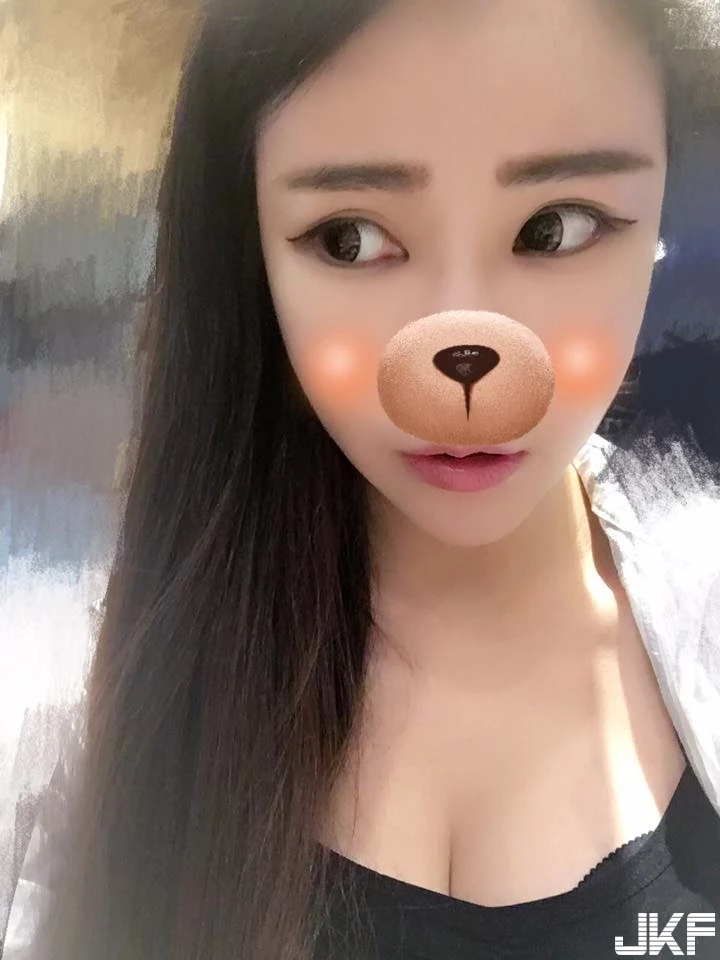 112032h2r2u3cse0whpg7n.webp