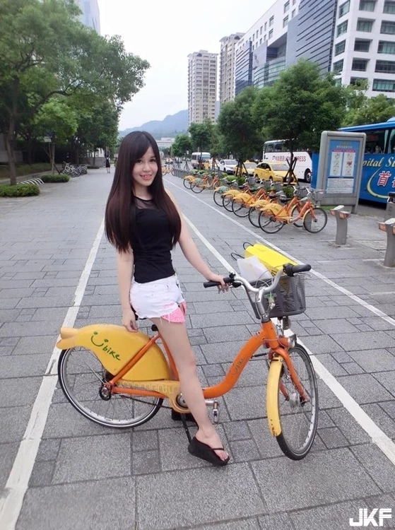 124924bgad758krrt1ba8b.webp