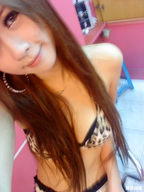 174037iurt7mcurrejdazz.webp