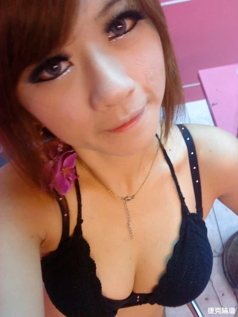 174050il7gq9aa8aay1aqn.webp