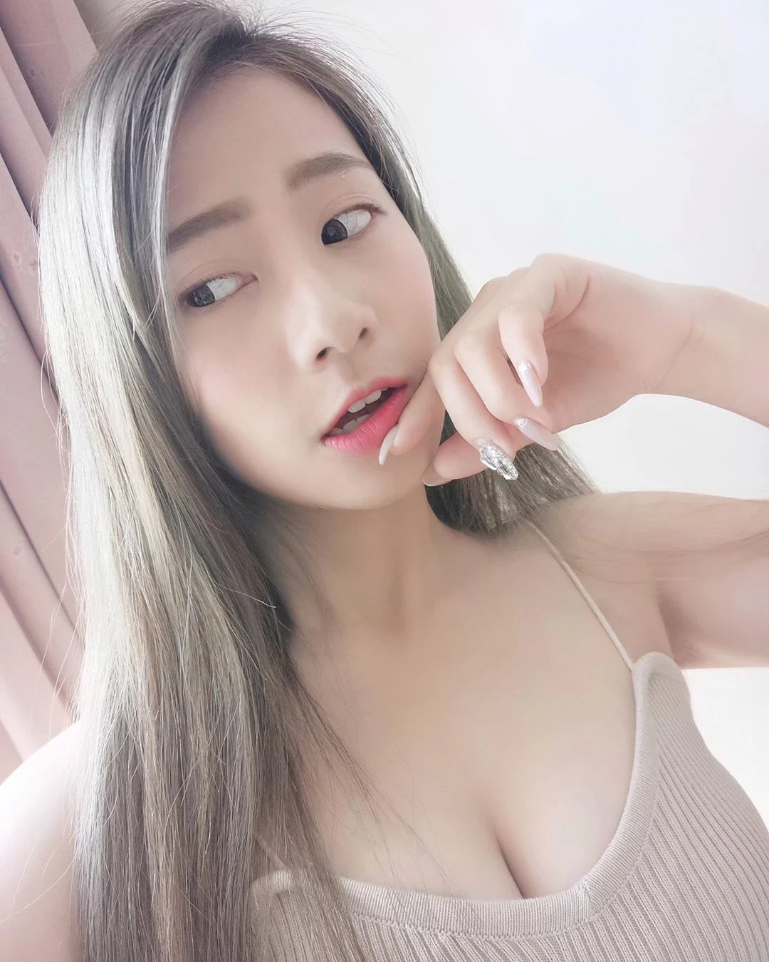 120254yqvmadampaeljgji.webp